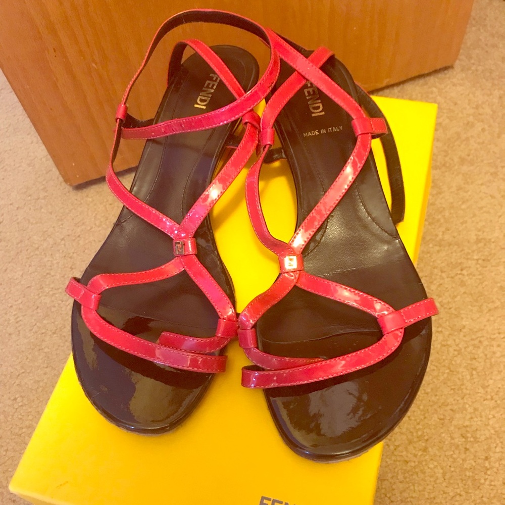 Fendi hot pink sandals
